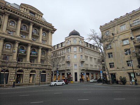 3 otaqlı köhnə tikili - Sahil m. - 100 m²