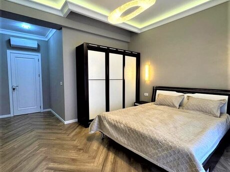 3 otaqlı yeni tikili - Ağ şəhər q. - 140 m²