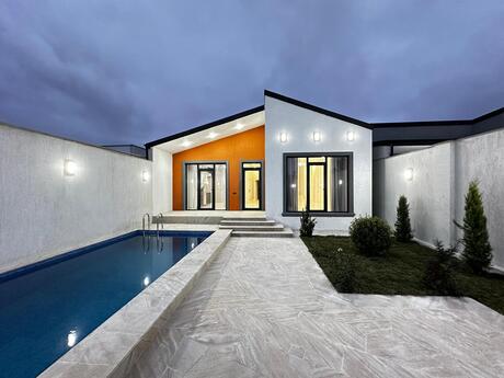 4 otaqlı həyət evi/bağ evi - Şüvəlan q. - 140 m²