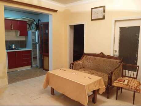 1 otaqlı həyət evi/bağ evi - Elmlər Akademiyası m. - 40 m²