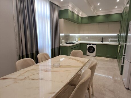 Satılır 3 otaqlı yeni tikili 135 m², Nəsimi r.