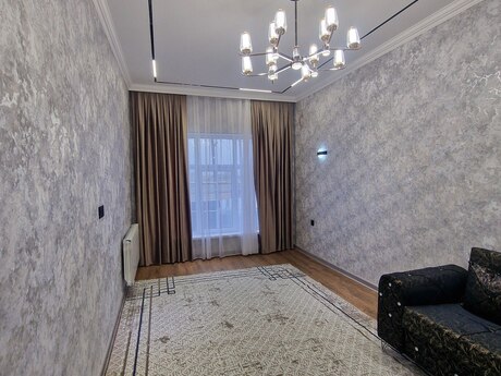 4 otaqlı həyət evi/bağ evi - Maştağa q. - 184 m²