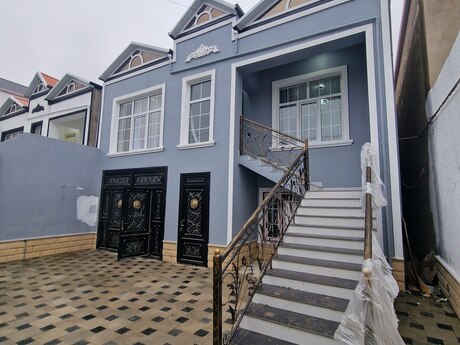 4 otaqlı həyət evi/bağ evi - Maştağa q. - 184 m²