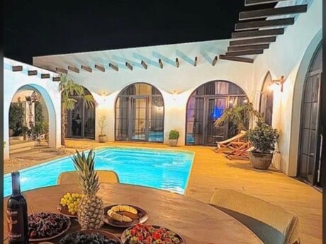 4 otaqlı həyət evi/bağ evi - Dübəndi q. - 200 m²