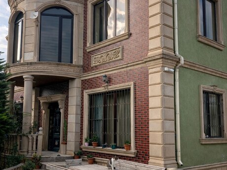 5 otaqlı həyət evi/bağ evi - Məmmədli q. - 225 m²