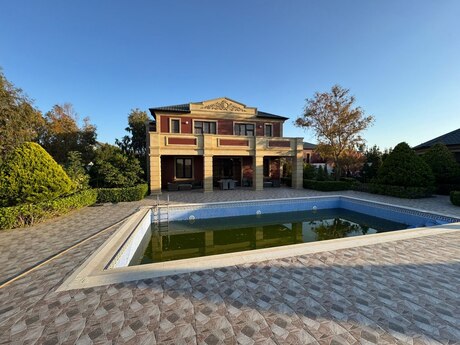 7 otaqlı həyət evi/bağ evi - Bilgəh q. - 360 m²