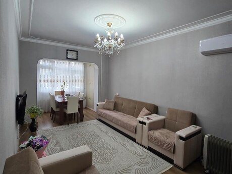 Объявление №5918909 - Баку, м. Ази Асланов, 3-комн., 90 м², 5/9 этаж