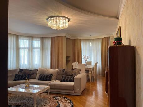 3 otaqlı yeni tikili - Nəsimi r. - 150 m²