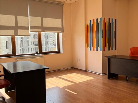 Объявление №5919229 - Баку, м. Сахил, 5-комн., 220 м²