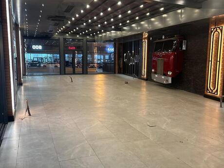 Obyekt - Ağ şəhər q. - 600 m²