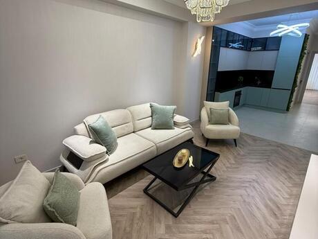3-комн. новостройка - Наримановский  р. - 90 м²
