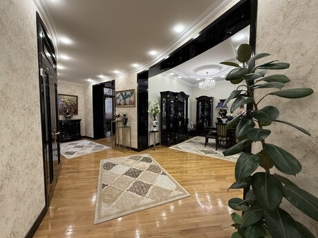 7-комн. дом/дача - пос. Бадамдар - 540 м²