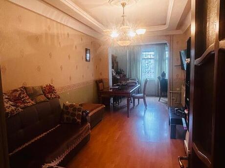 Satlr 2 otaql khn tikili 55 m, Elmlr Akademiyas m.