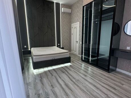 House with Garden, Villa For Rent