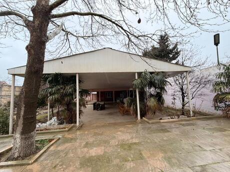 5 otaqlı həyət evi/bağ evi - Görədil q. - 300 m²