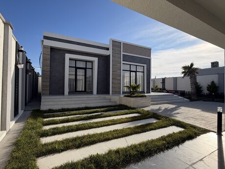 5 otaqlı həyət evi/bağ evi - Mərdəkan q. - 240 m²