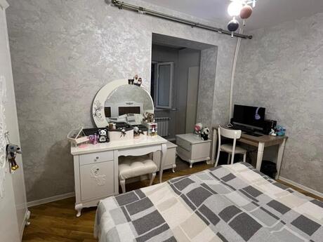 Satlr 3 otaql khn tikili 67 m, Azadlq Prospekti m.