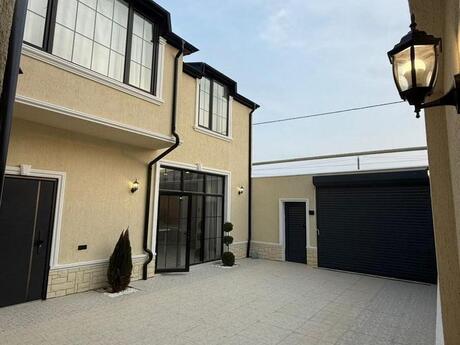 Satılır 5 otaqlı həyət evi/bağ evi 220 m², Badamdar q.
