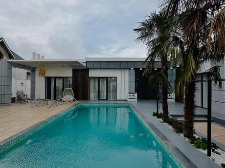 4 otaqlı həyət evi/bağ evi - Mərdəkan q. - 240 m²
