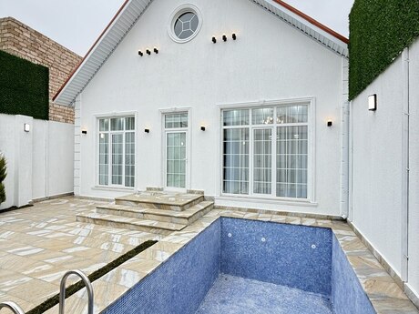 4 otaqlı həyət evi/bağ evi - Şüvəlan q. - 140 m²