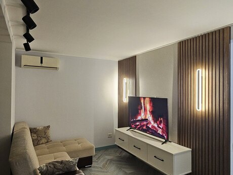 2 otaqlı köhnə tikili - Elmlər Akademiyası m. - 38 m²