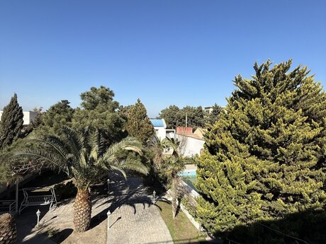 5 otaqlı həyət evi/bağ evi - Mərdəkan q. - 363 m²