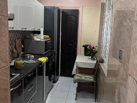 3 otaqlı həyət evi/bağ evi - Nərimanov r. - 90 m²
