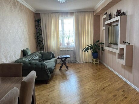 Elan №5920917 - Bakı, Nəriman Nərimanov m., 3 otaqlı, 120 m², 10/18 mərtəbə