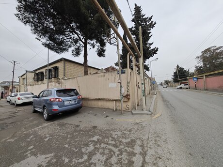 5 otaqlı həyət evi/bağ evi - Bakıxanov q. - 180 m²