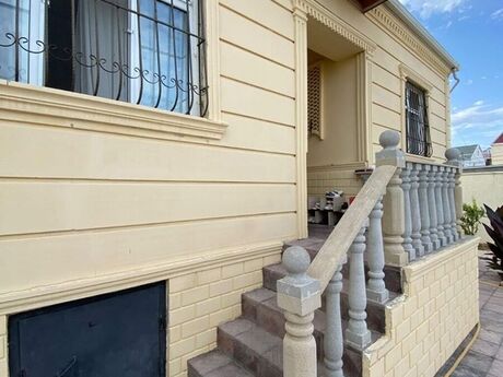 3 otaqlı həyət evi/bağ evi - Novxanı q. - 100 m²