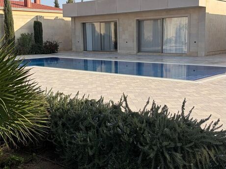 5 otaqlı həyət evi/bağ evi - Mərdəkan q. - 685 m²