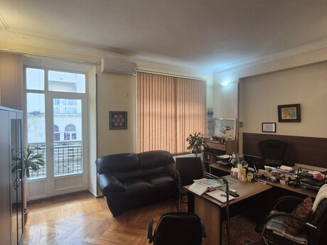 3 otaqlı mənzil, 105 m², Sahil: 350 000 ₼ 5