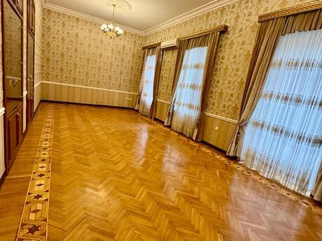 4-комн. офис - м. Ичеришехер - 200 м²