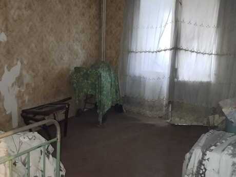 4 otaqlı köhnə tikili - Xalqlar Dostluğu m. - 100 m²