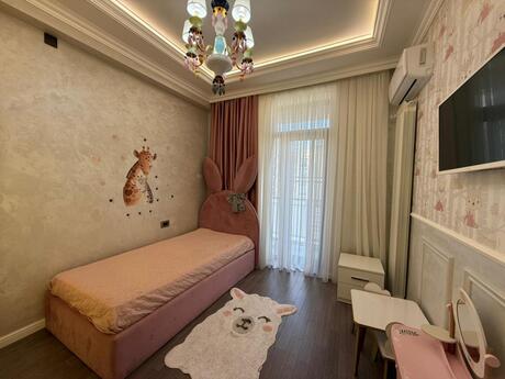 4 otaqlı yeni tikili - Yeni Yasamal q. - 130 m²