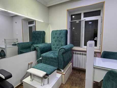 Obyekt - İnşaatçılar m. - 80 m²