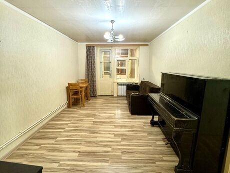 Elan №5921822 - Bakı, Nəsimi r., 2 otaqlı, 50 m², 4/5 mərtəbə