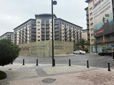 5 otaqlı yeni tikili - Ağ şəhər q. - 250 m²