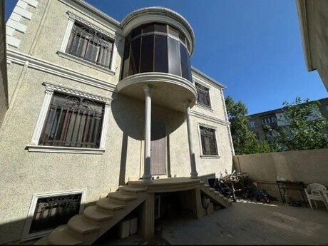 9-комн. дом/дача - м. Ази Асланов - 330 м²