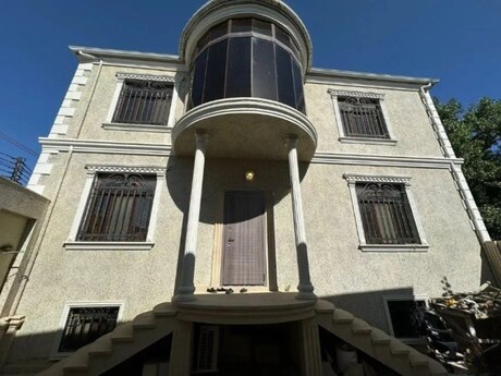 9-комн. дом/дача - м. Ази Асланов - 330 м²
