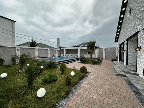 5 otaqlı həyət evi/bağ evi - Mərdəkan q. - 250 m²