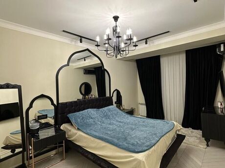 3-комн. новостройка - м. Ази Асланов - 88 м²