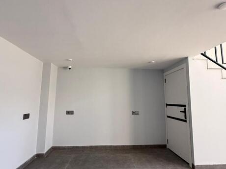 Объект - м. Элмляр Академиясы - 50 м²