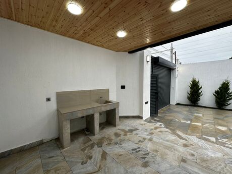 4 otaqlı həyət evi/bağ evi - Şüvəlan q. - 130 m²
