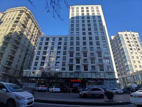 4 otaqlı yeni tikili - Gənclik m. - 149 m²