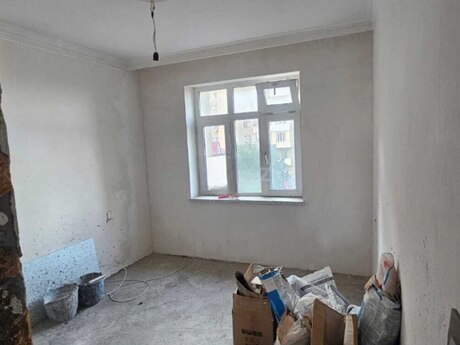5-комн. вторичка - м. Азадлыг проспекти - 122 м²