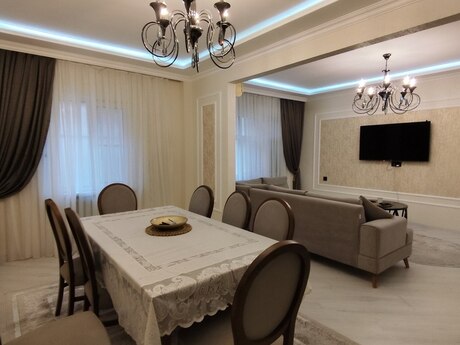 Объявление №5922433 - Баку, м. Ахмедлы, 4-комн., 100 м², 1/9 этаж