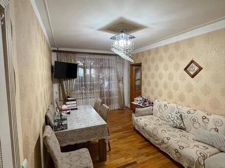 2 otaqlı köhnə tikili - Qara Qarayev m. - 45 m²