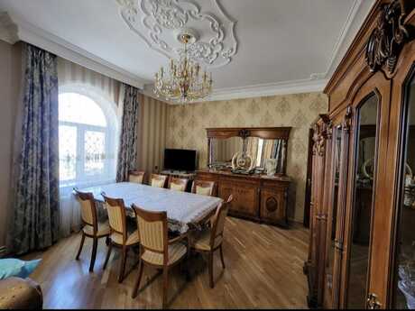 5 otaqlı həyət evi/bağ evi - 9-cu mikrorayon q. - 308 m²