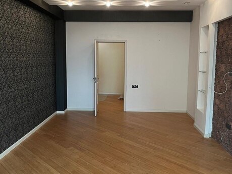 Elan №5923215 - Bakı, Memar Əcəmi m., 3 otaqlı, 125 m², 7/17 mərtəbə